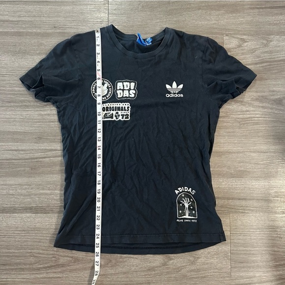 Adidas Originals 3M Reflective Graffiti Short Sleeve BS3167 Graphic T-Shirt - Picture 12 of 12